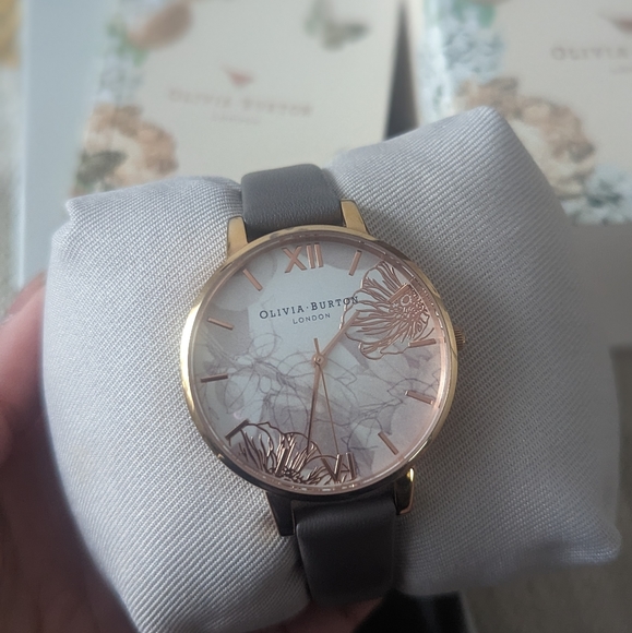Olivia Burton abstract floral leather watch in grey and rose gold - Picture 1 of 6